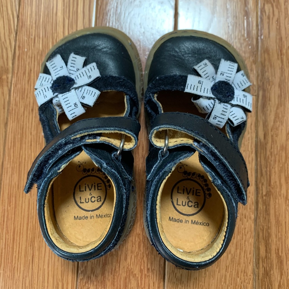 Livie and Luca Mili Mary Jane, size 4T